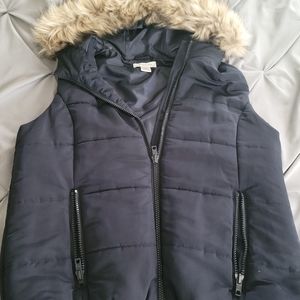 Woman's sleeveless winter vest